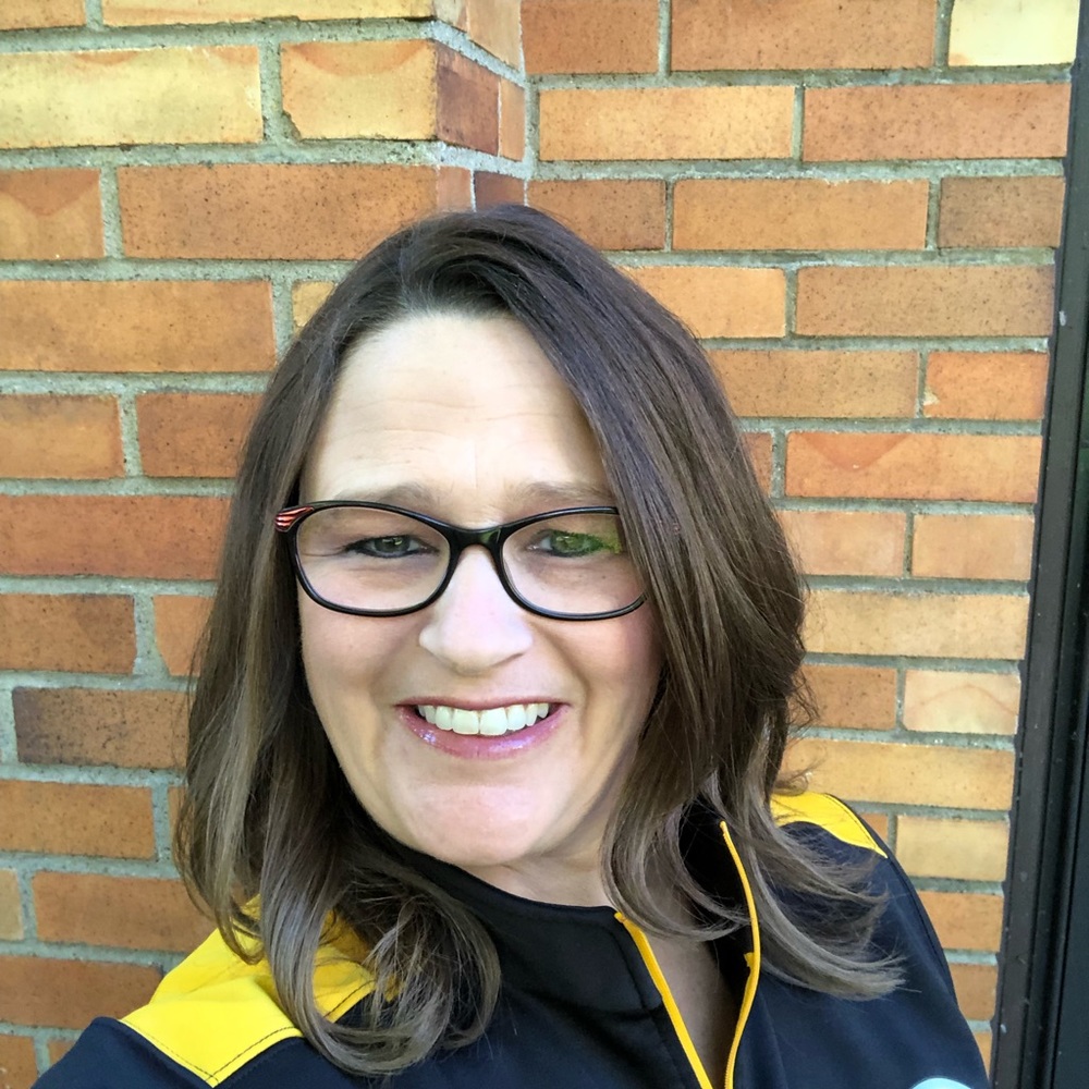 Meet your Posher, Leslie